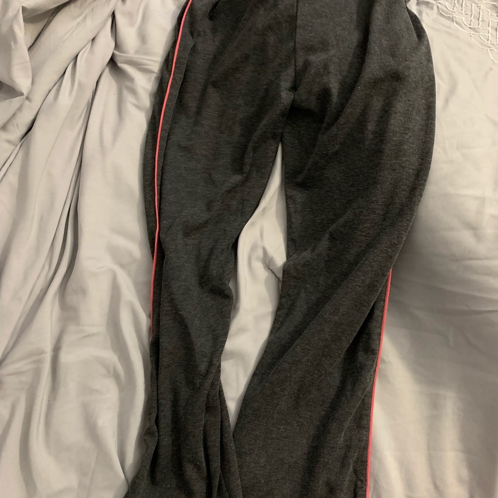 Sweatpants - Picture 3 of 6